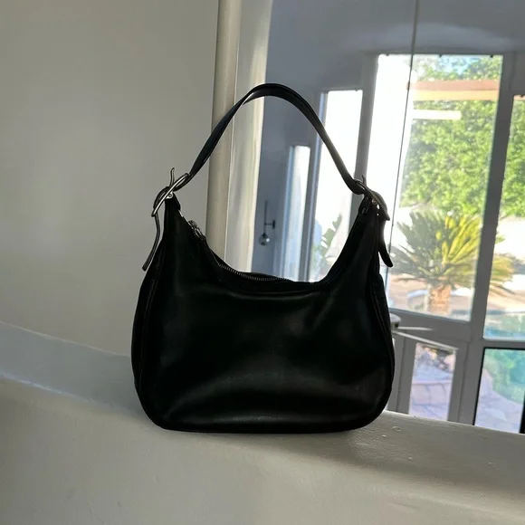 Vintage Coach Shoulder Bag - Picture 2 of 5